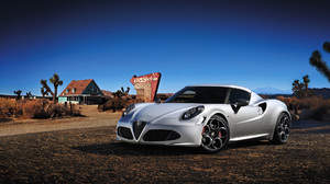 Alfa Romeo 4C Photo 2673