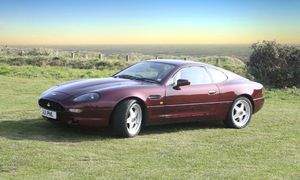 Aston Martin DB7 Photo 1943