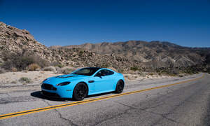 Aston Martin Vantage Photo 2757
